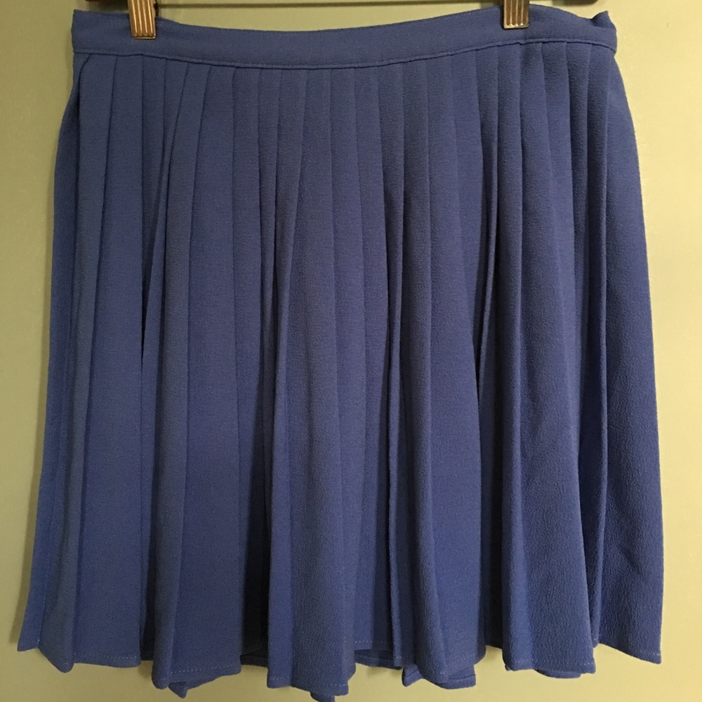 American apparel pleated mini skirt